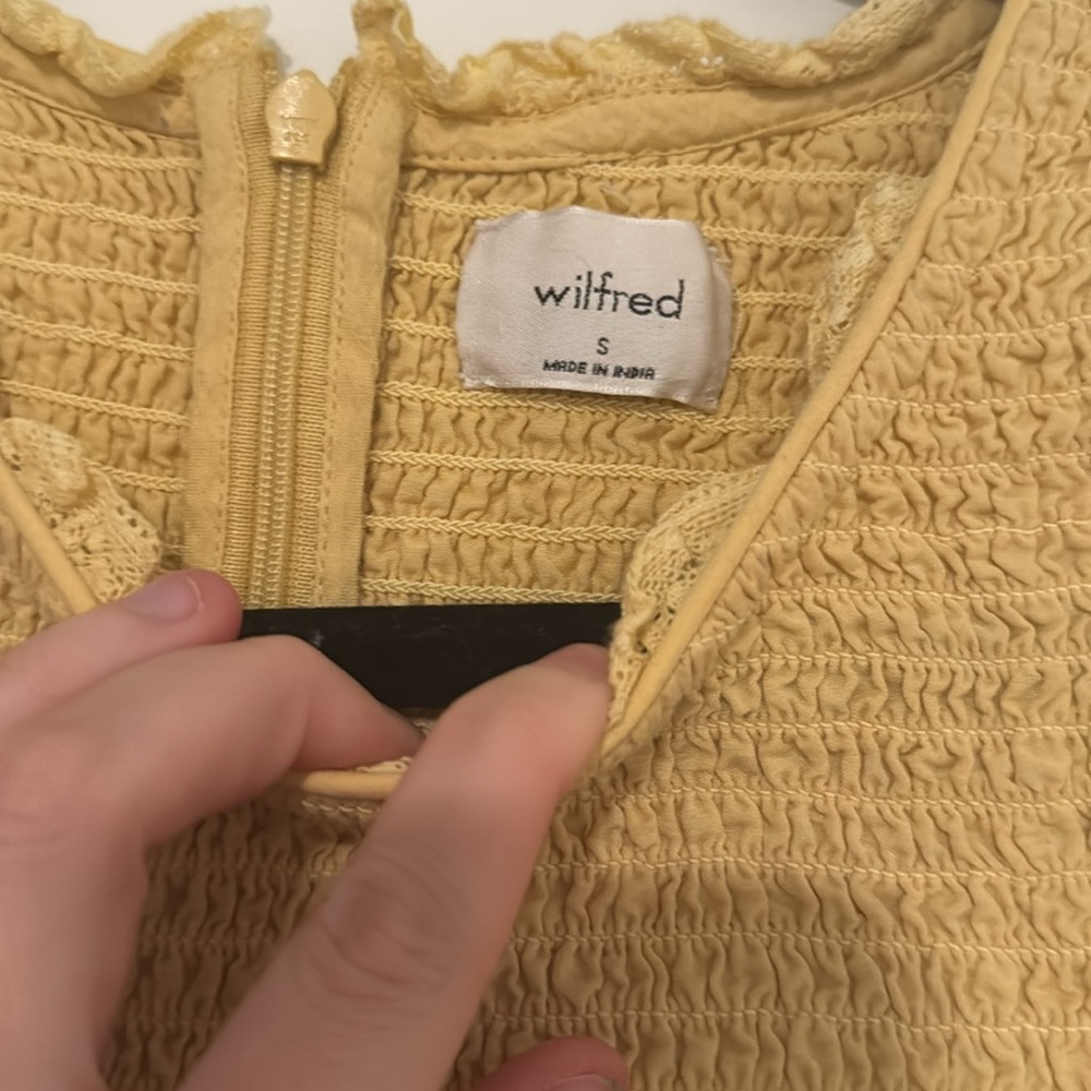 Wilfred pale yellow top crop - Picture 2 of 3